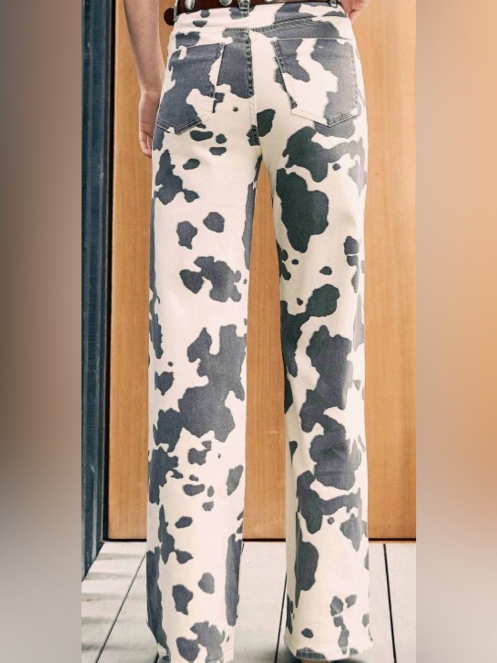 Vibrant Cow Print Wide-Leg Pants - White & Brown - Picture 3 of 4